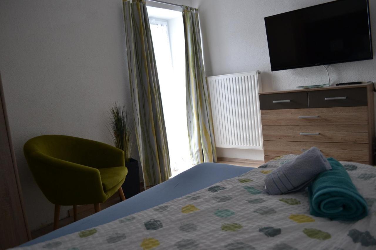 Appartement Thermenzeit Langenfeld Luaran gambar
