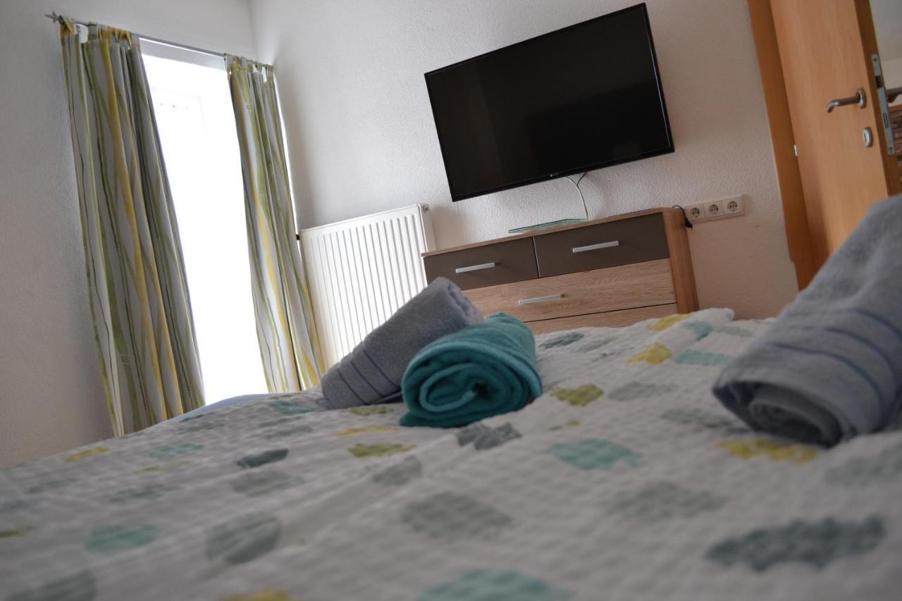 Appartement Thermenzeit Langenfeld Luaran gambar